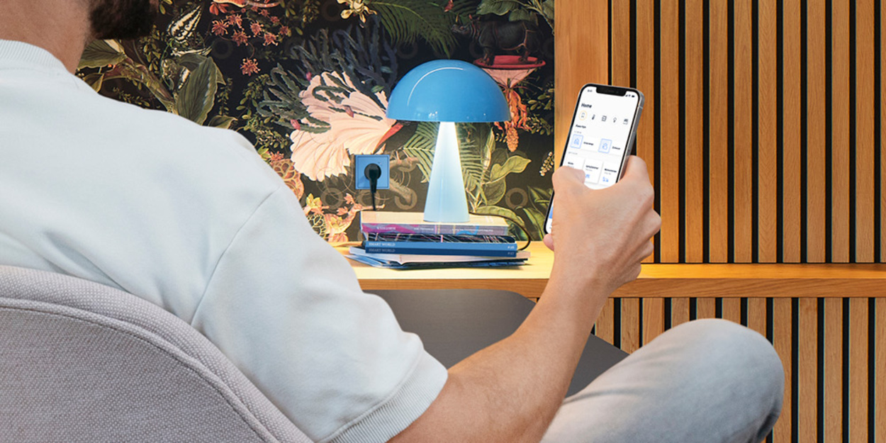 JUNG HOME bei SKORtec in Moosach