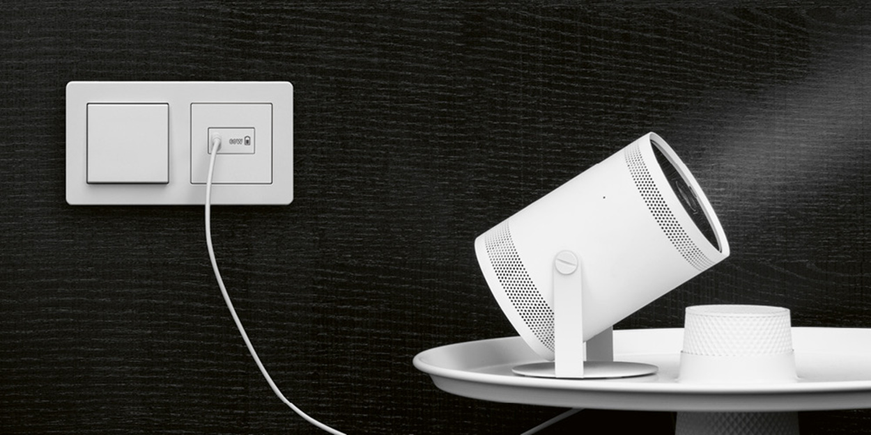 Ladegerät USB PD 60 bei SKORtec in Moosach